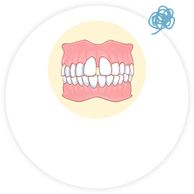 すきっ歯が目立つ…